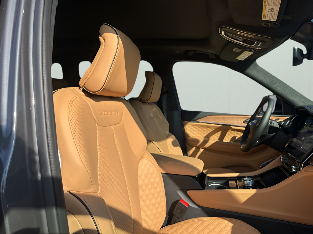 New Car 2025 Jeep Grand Cherokee  Summit For Sale Under $70,000 In Austin, Texas