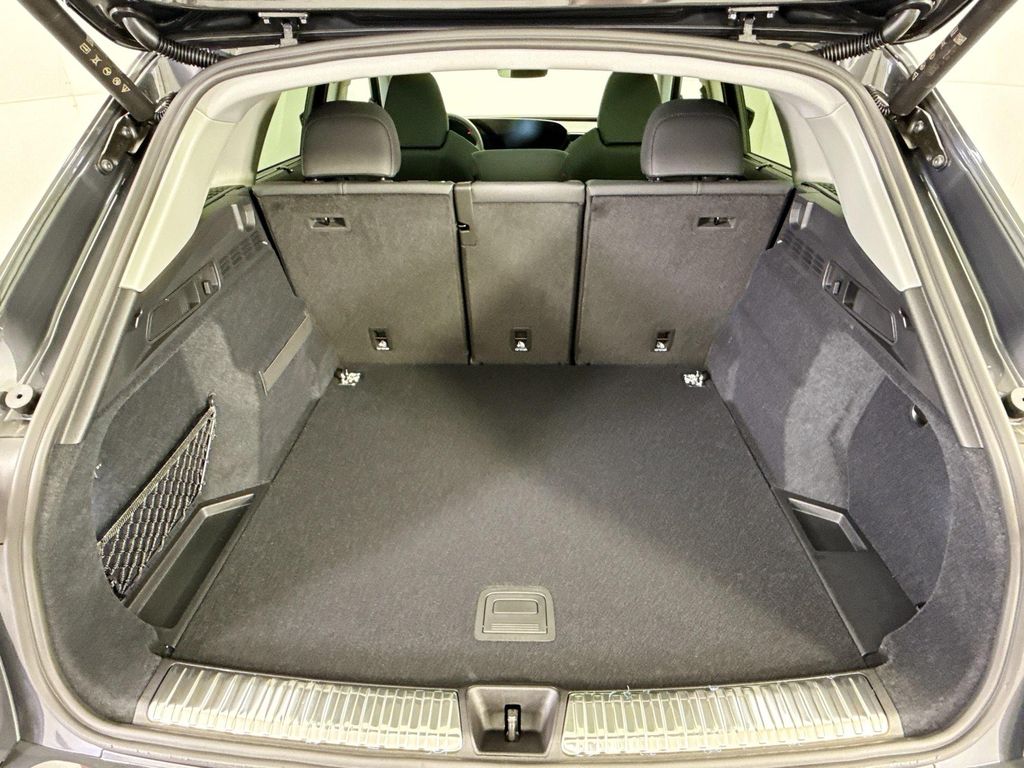 Thumbnail: 2025 Audi Q5 - 28