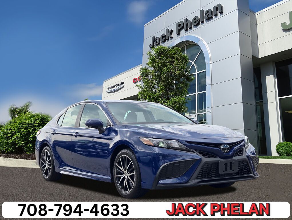 Blue 2023 Toyota Camry SE FWD Sedan Front-Wheel Drive 8-Speed Automatic