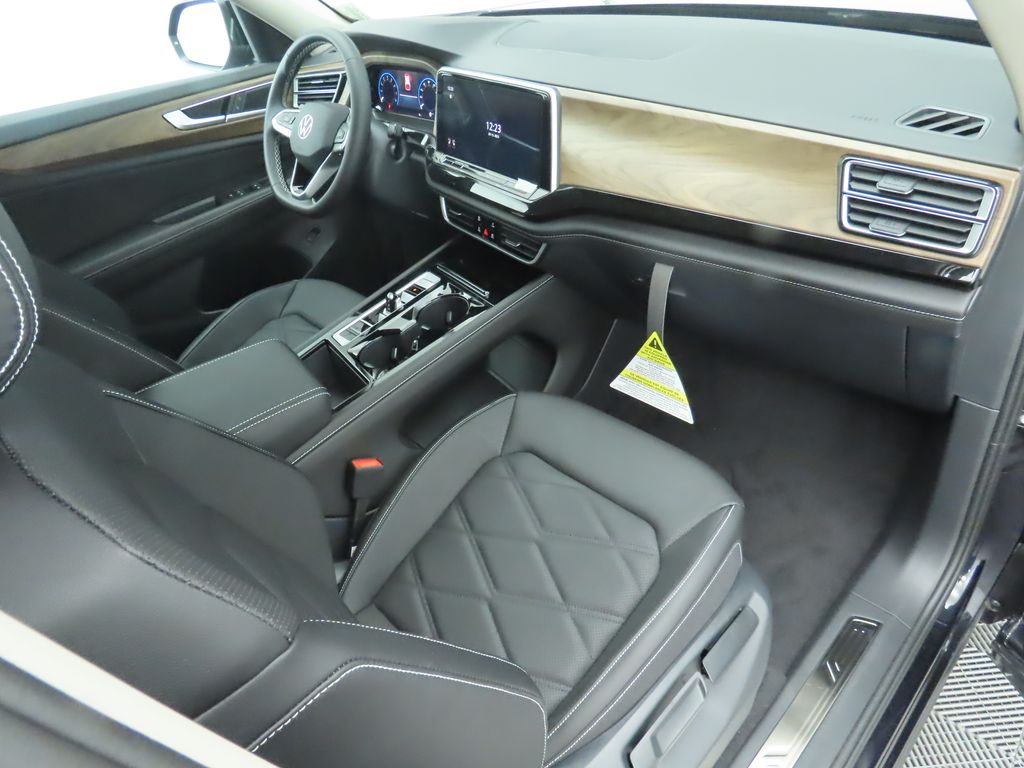 Thumbnail: 2026 Volkswagen Atlas - 18