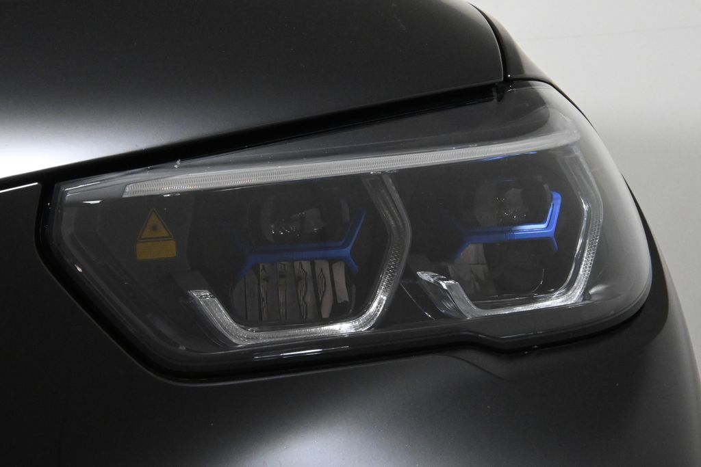 2022 BMW X5 xDrive40i 11