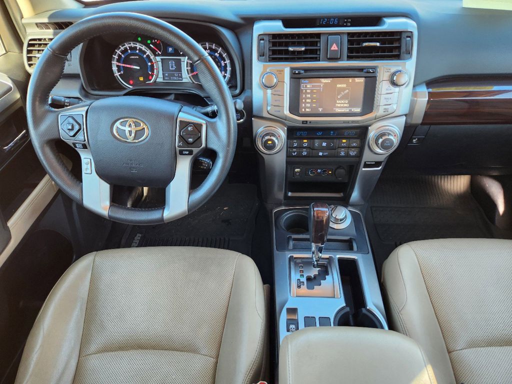 2018 Toyota 4Runner  24