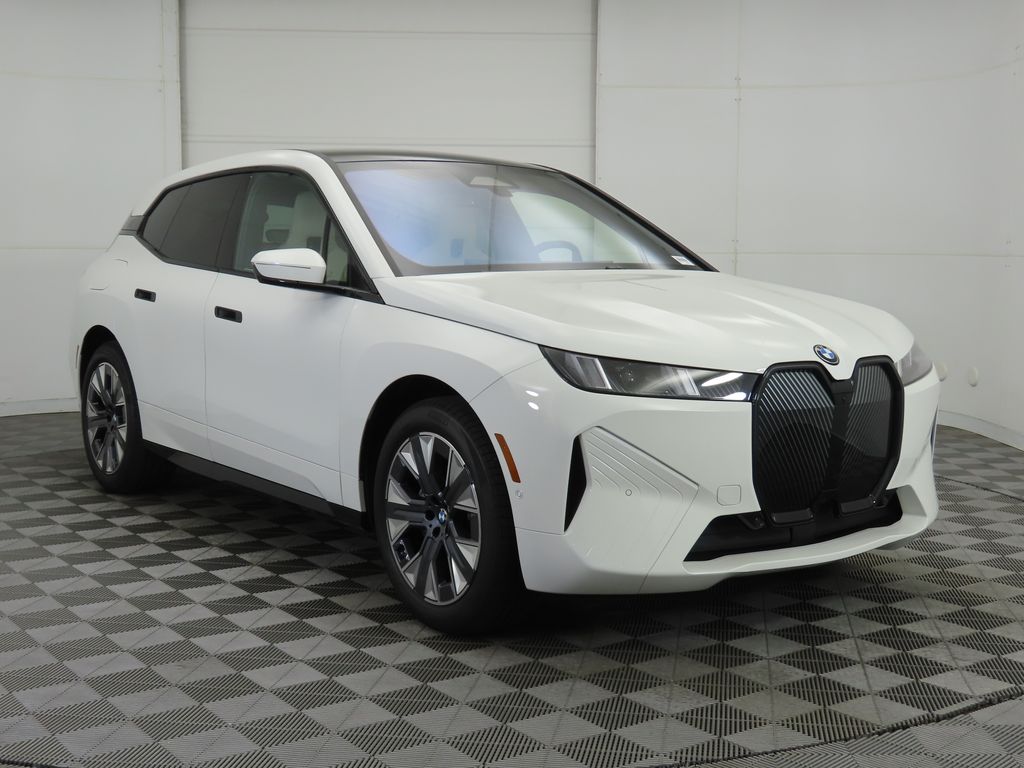 Thumbnail: 2026 BMW iX - 3