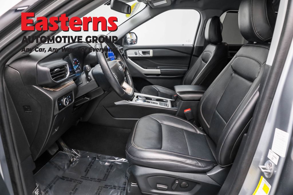 Used 2024 Silver Ford Limited image 14
