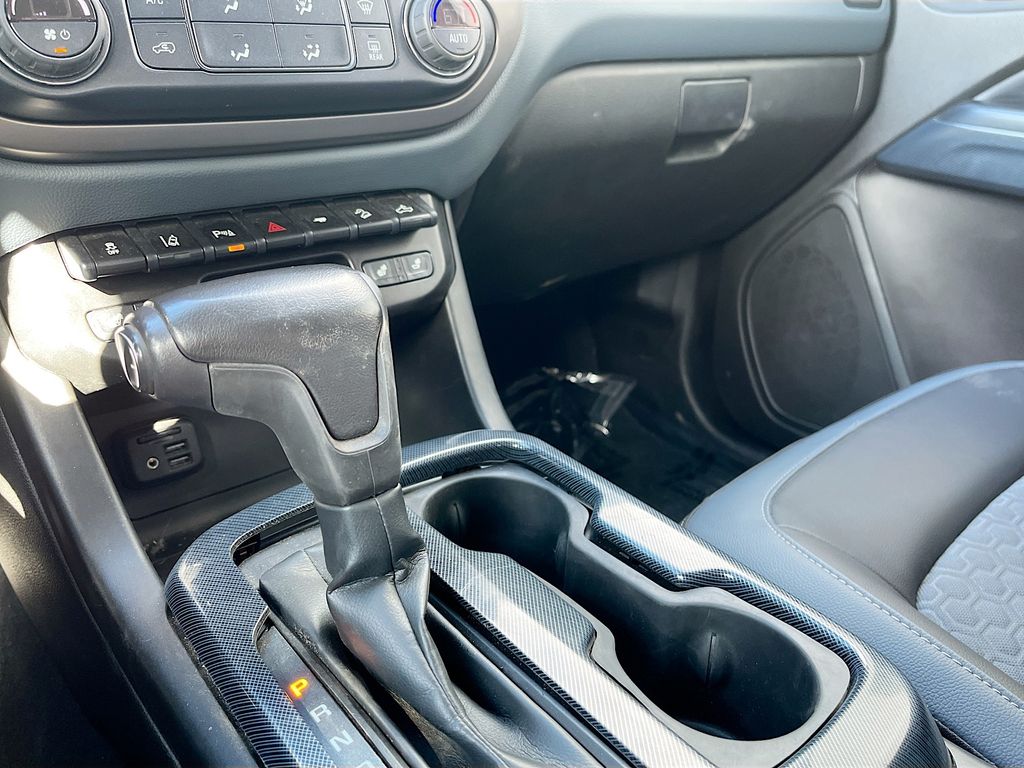 Used 2021 Black Chevrolet Z71 image 17