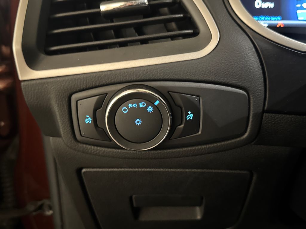 Used 2016 Brown Ford SEL image 18