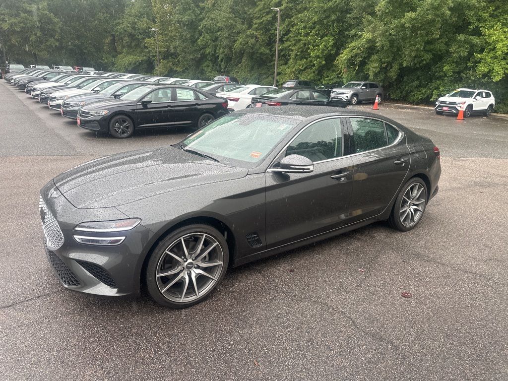 2023 Genesis G70 2.0T 2