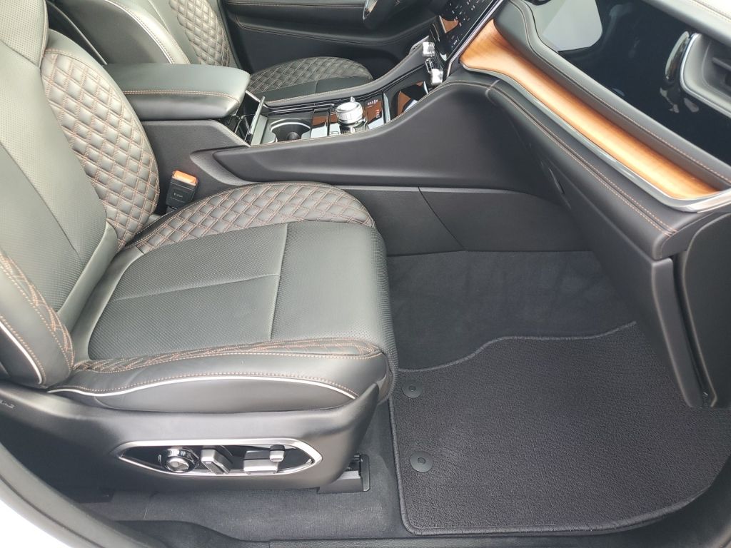 Used Car 2023 Jeep Grand Cherokee  Summit Reserve 4xe For Sale In Austin, Texas