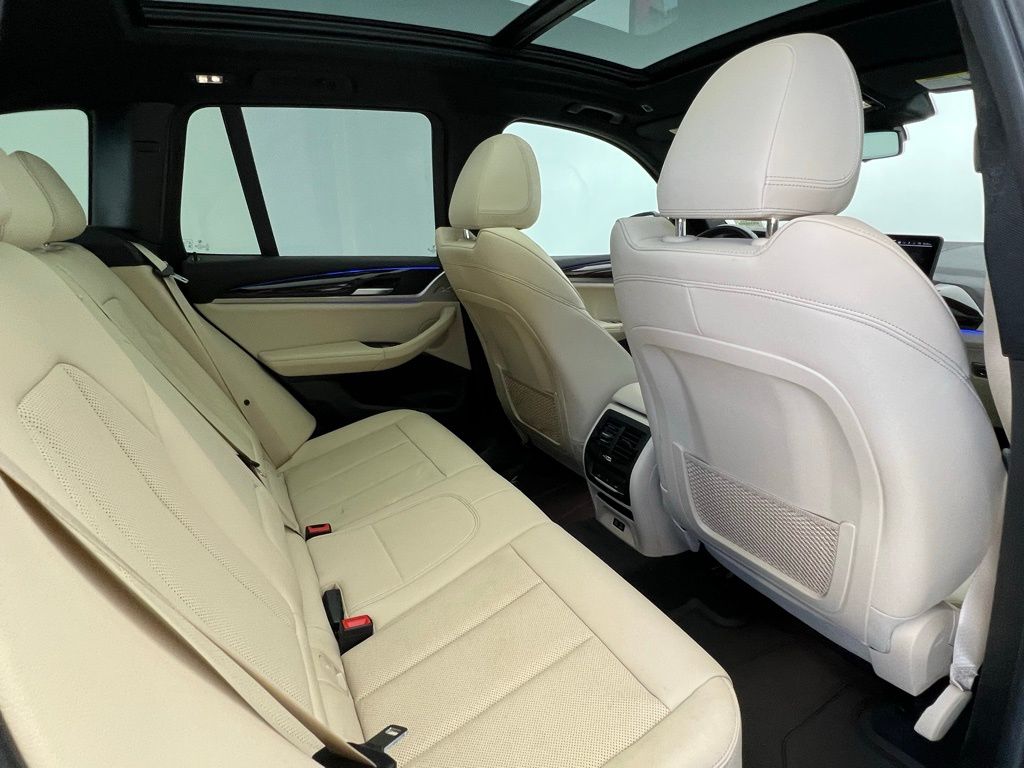 Thumbnail: 2022 BMW X3 - 8