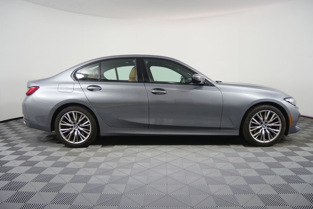 Thumbnail: 2023 BMW 3 Series - 2