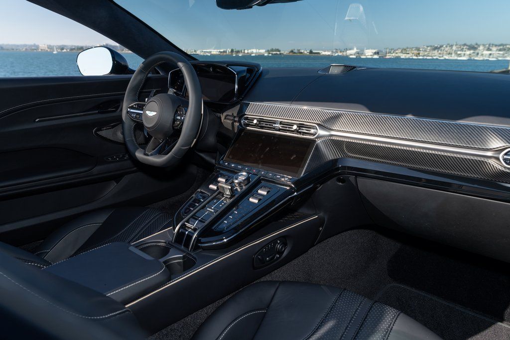 2026 Aston Martin Vantage Base - Photo 18