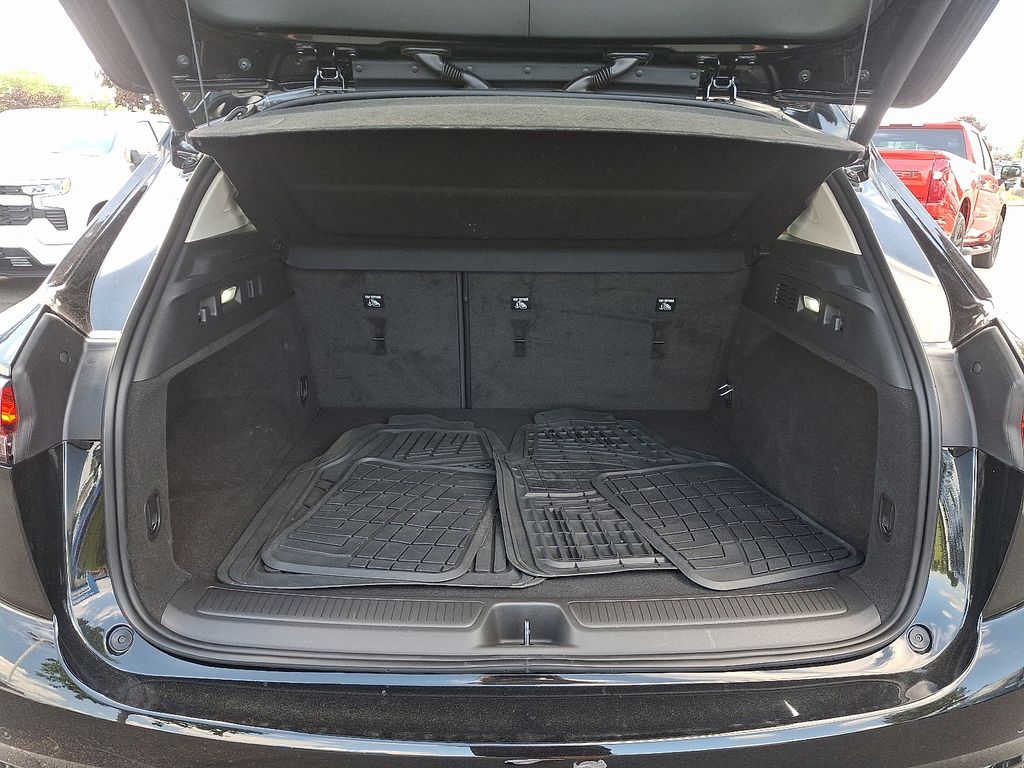 2023 Buick Envision Essence 30