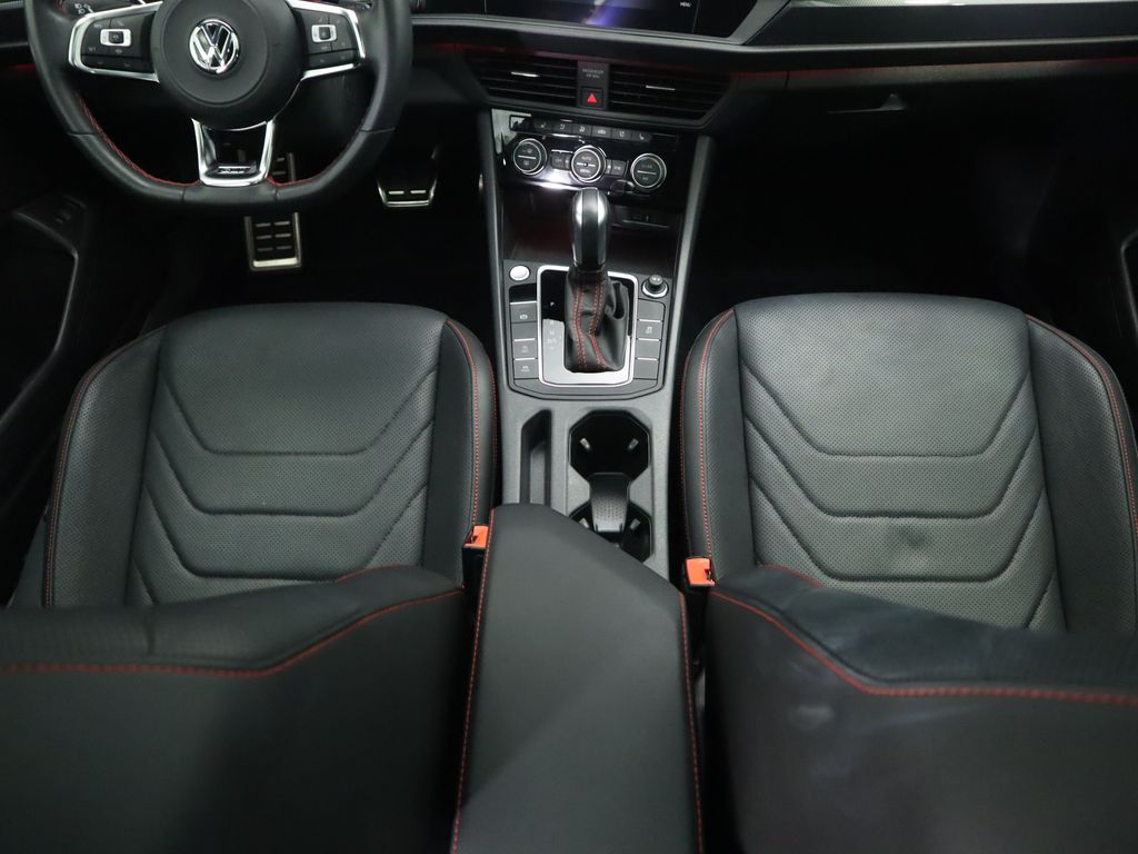 Thumbnail: 2021 Volkswagen Jetta - 16