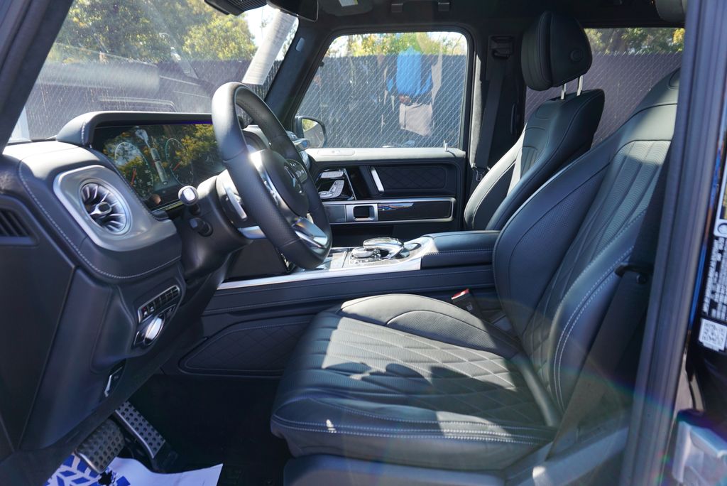 Thumbnail: 2023 Mercedes-Benz G-Class - 26