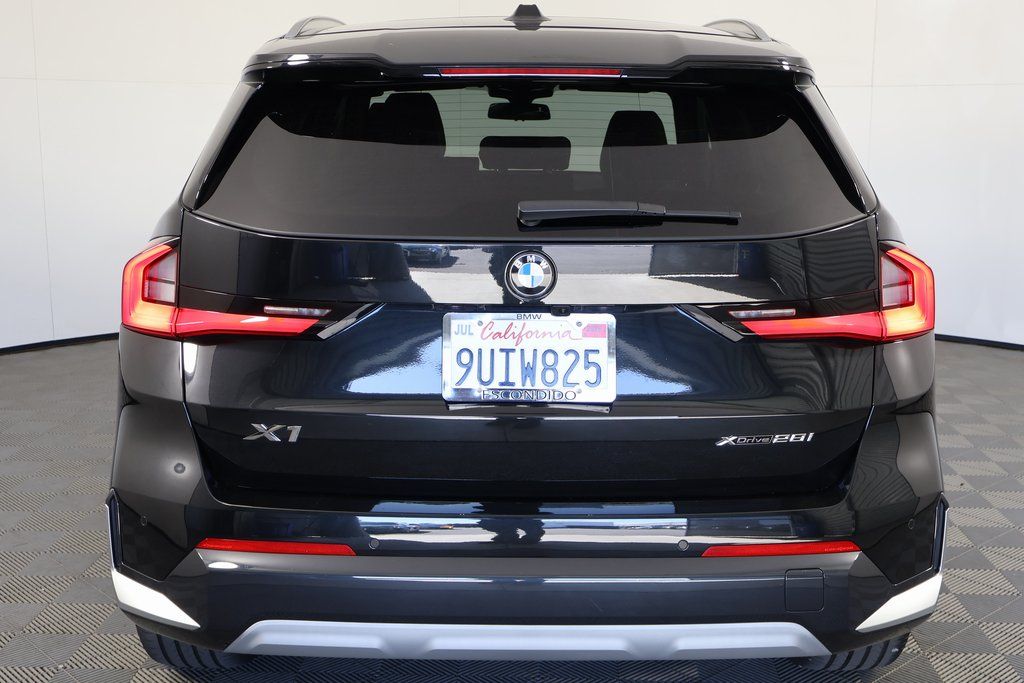 Thumbnail: 2025 BMW X1 - 5