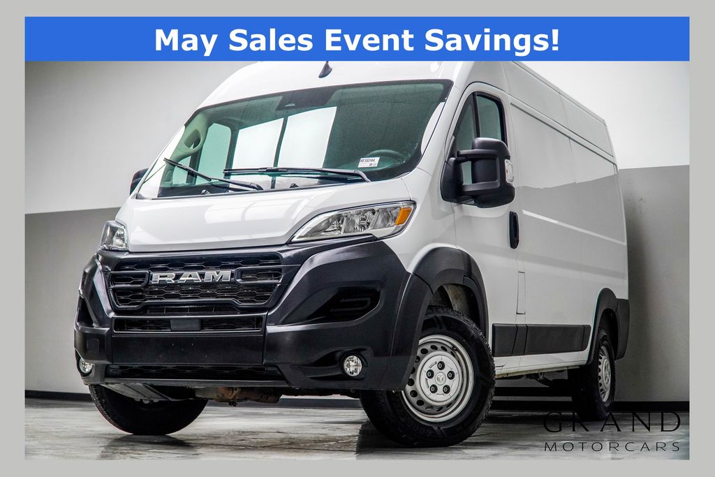 Bright White Clearcoat 2024 RAM ProMaster Van 9-Speed Automatic