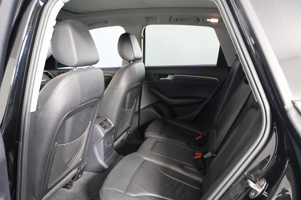 Thumbnail: 2016 Audi Q5 - 11