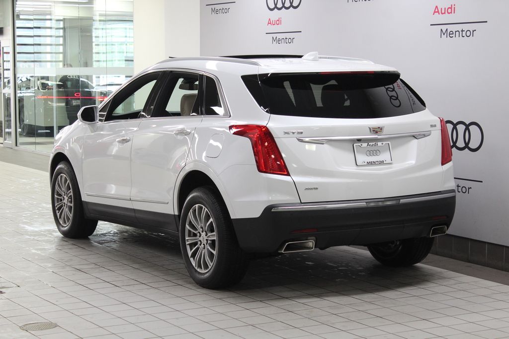 Thumbnail: 2017 Cadillac XT5 - 4