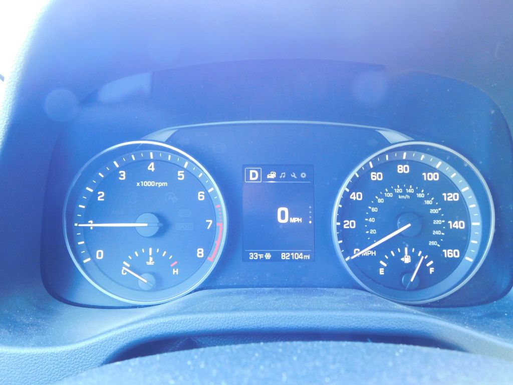 Thumbnail: 2018 Hyundai Elantra - 11