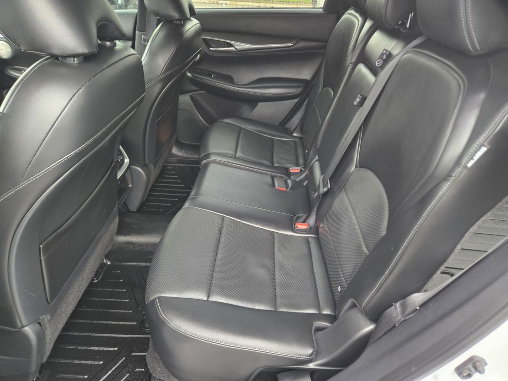 2023 INFINITI QX55 ESSENTIAL White at Big Star Chrysler Jeep Dodge Ram 