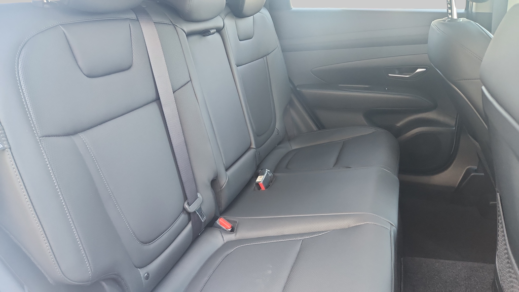 2025 Hyundai Tucson Hybrid