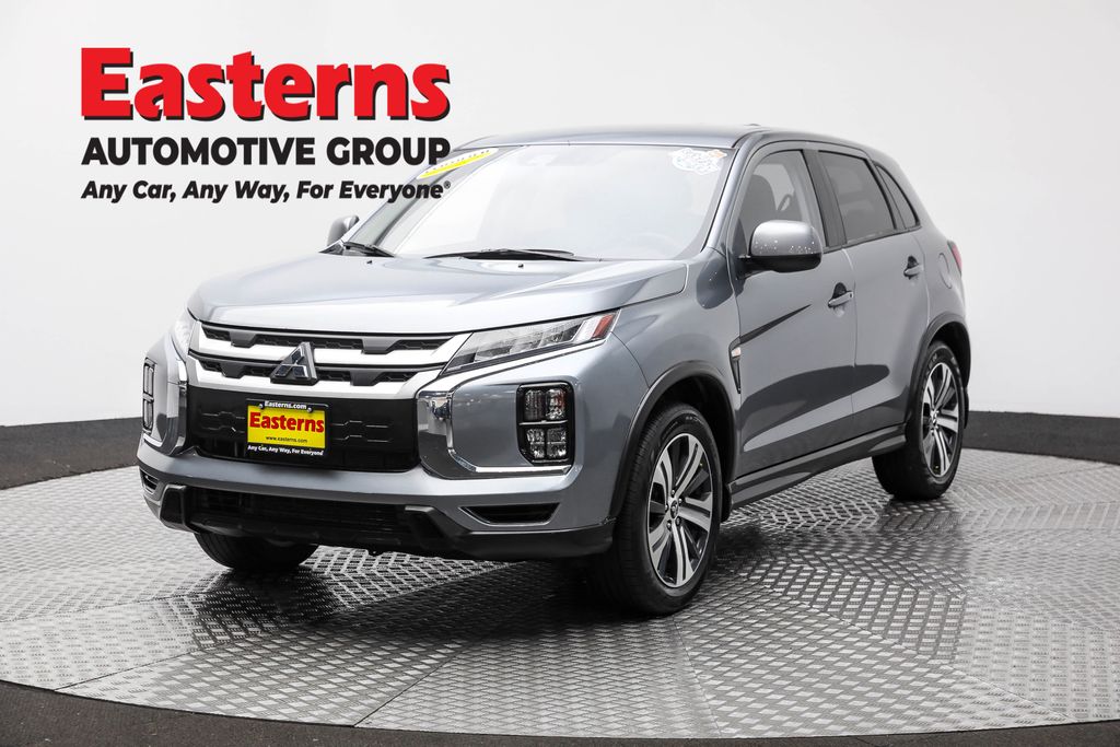 2024 Mitsubishi Outlander Sport ES's photo