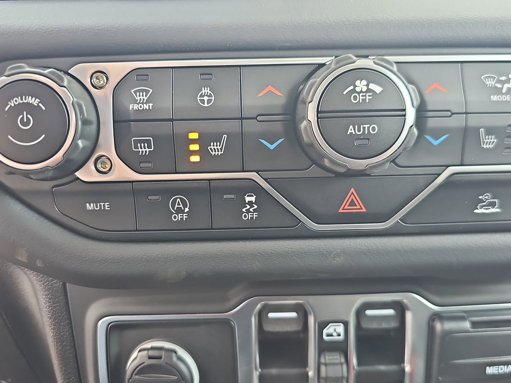 2025 Jeep Gladiator Sport - 11