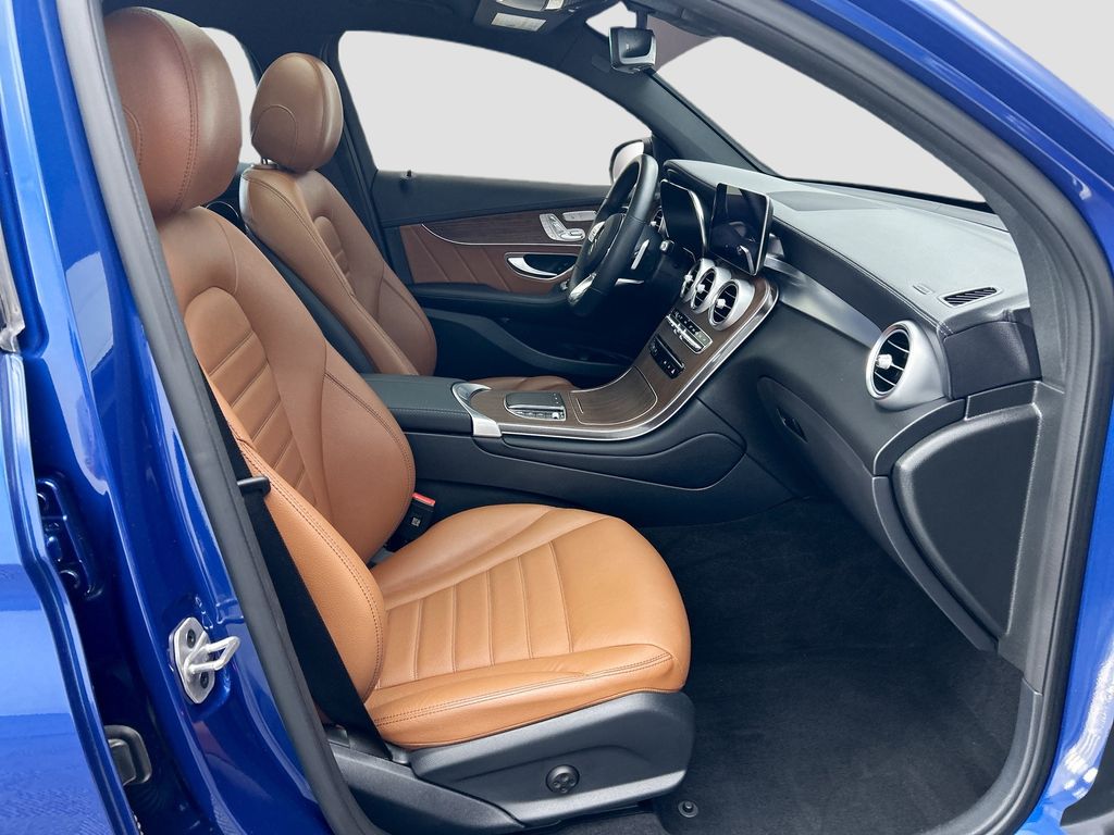 Thumbnail: 2023 Mercedes-Benz GLC - 18