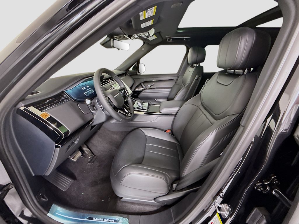 Thumbnail: 2026 Land Rover Range Rover Sport - 21