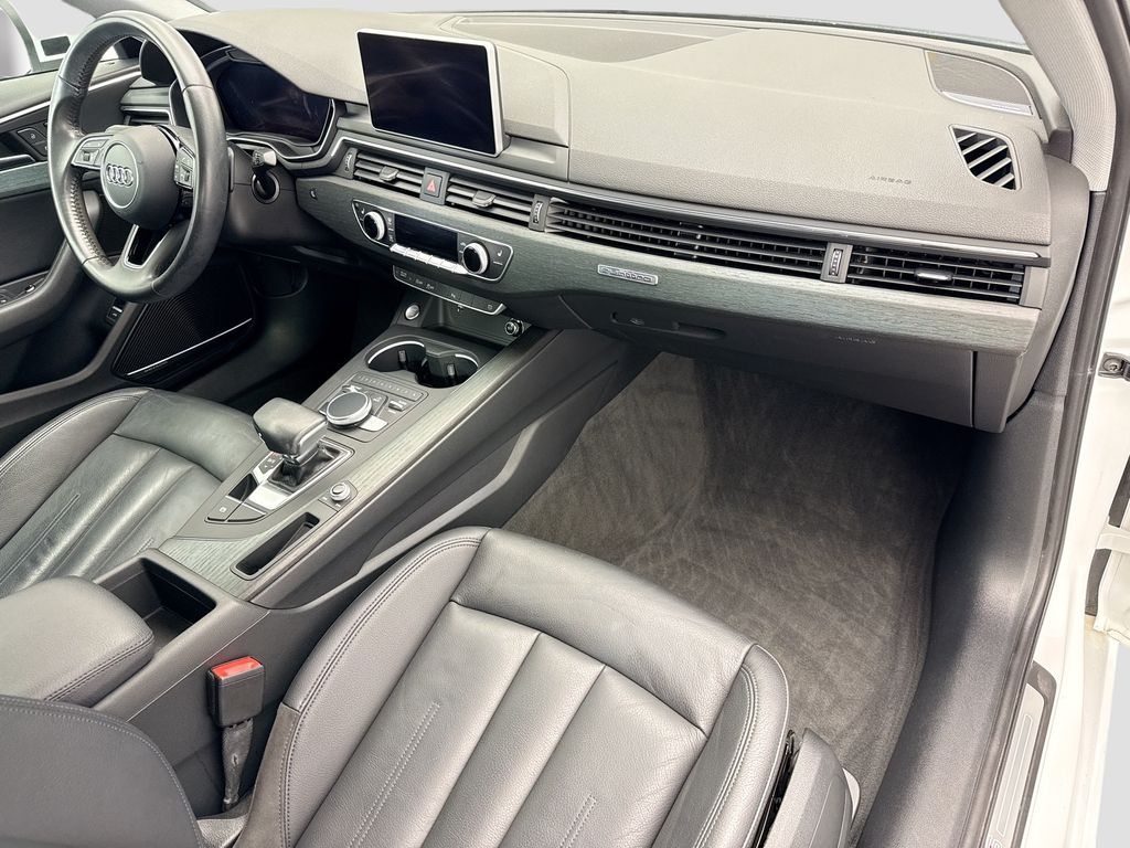 Thumbnail: 2018 Audi A4 - 16