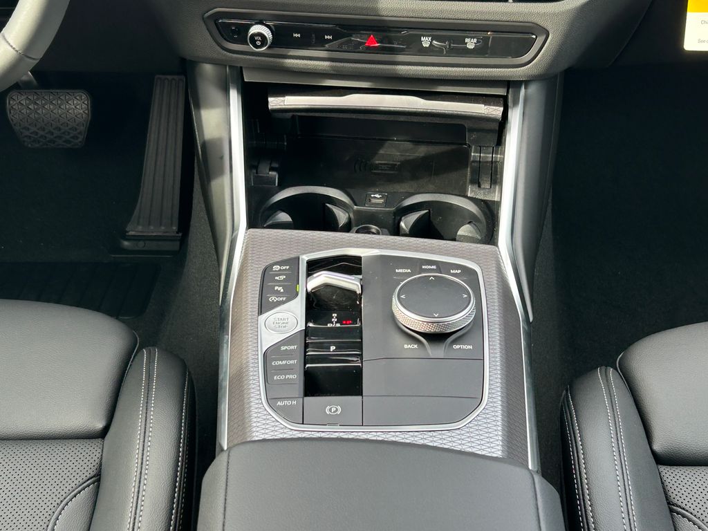 Thumbnail: 2026 BMW 3 Series - 27