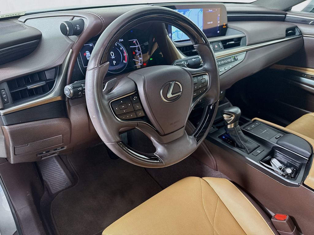 2019 Lexus ES 350 Luxury 9