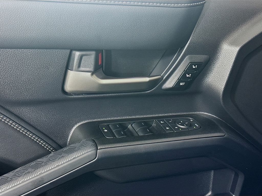 Thumbnail: 2025 Toyota 4Runner - 18