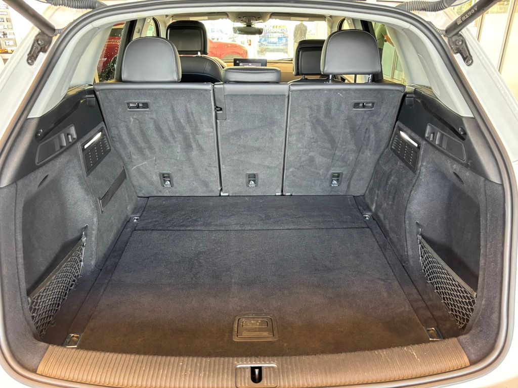 2023 Audi Q5 45 S line Premium