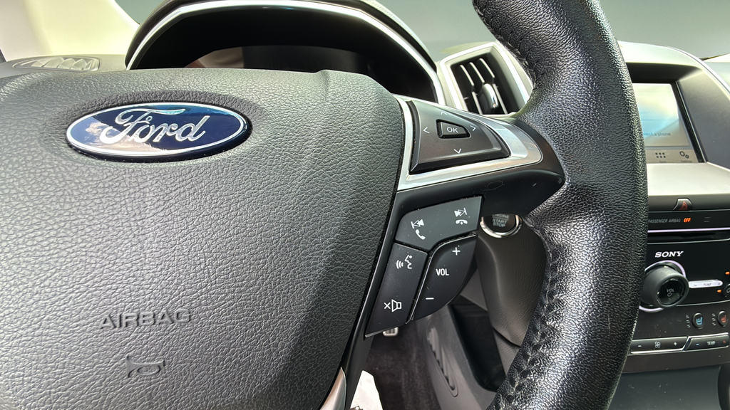 2016 Ford Edge