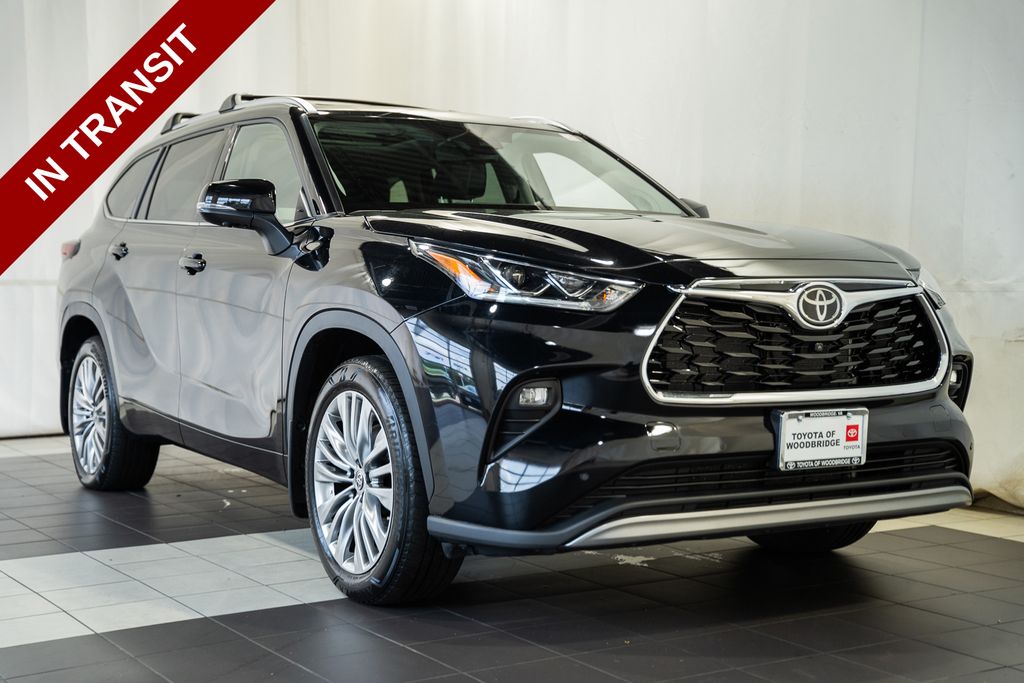 Midnight Black Metallic 2024 Toyota Highlander SUV / Crossover All-Wheel Drive 8-Speed Automatic