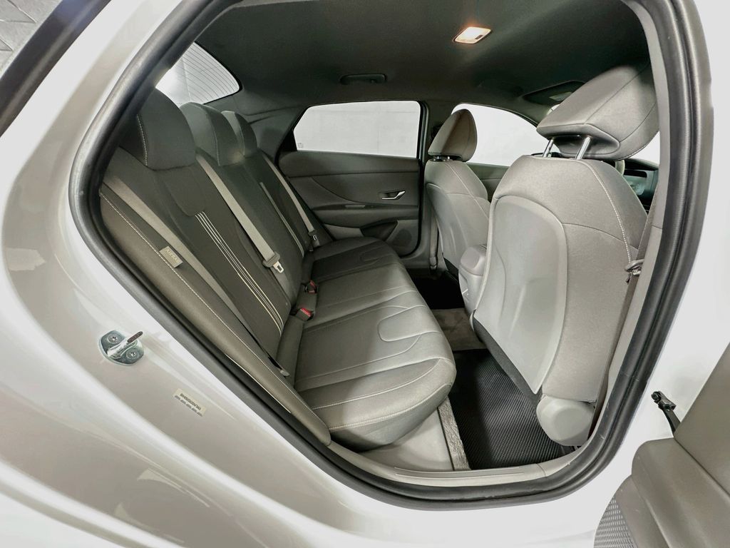 Thumbnail: 2025 Hyundai Elantra - 24