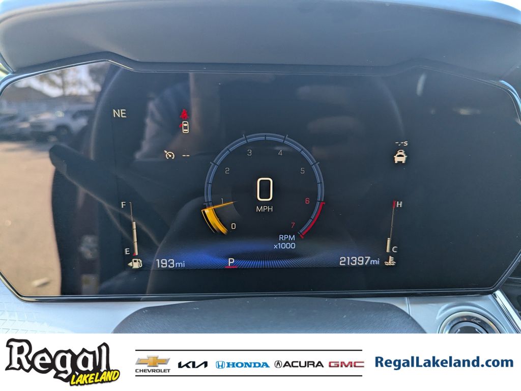 used 2025 Chevrolet Trax car, priced at $19,592