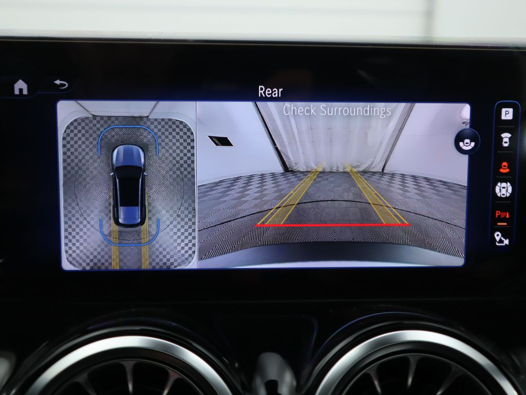 2024 Mercedes-Benz EQB 250+ 17