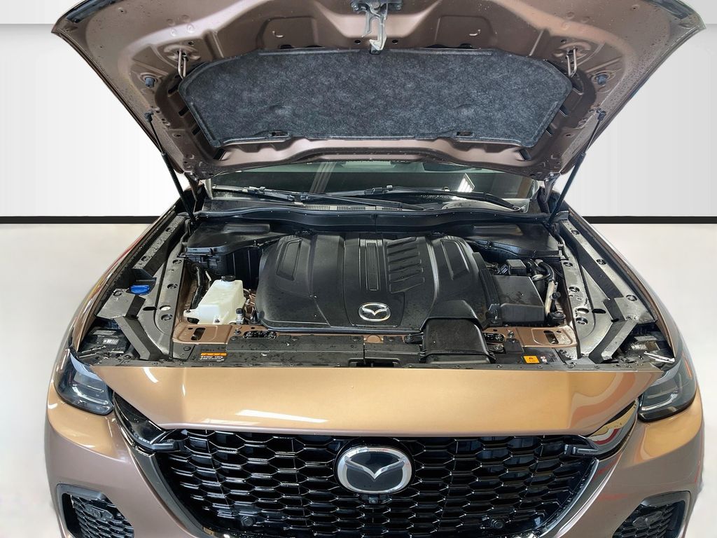 Used 2025 Melting Copper Metallic Mazda 3.3 Turbo S Premium image 32