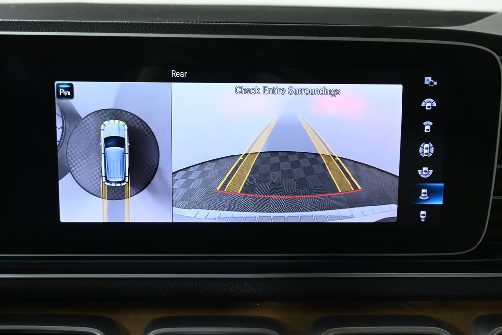 Thumbnail: 2023 Mercedes-Benz GLE - 24