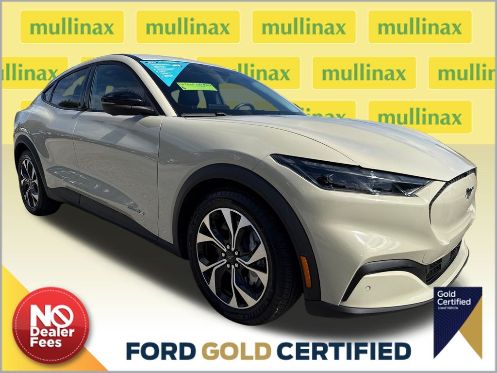 2025 Ford Mustang Mach-E Select RWD's photo