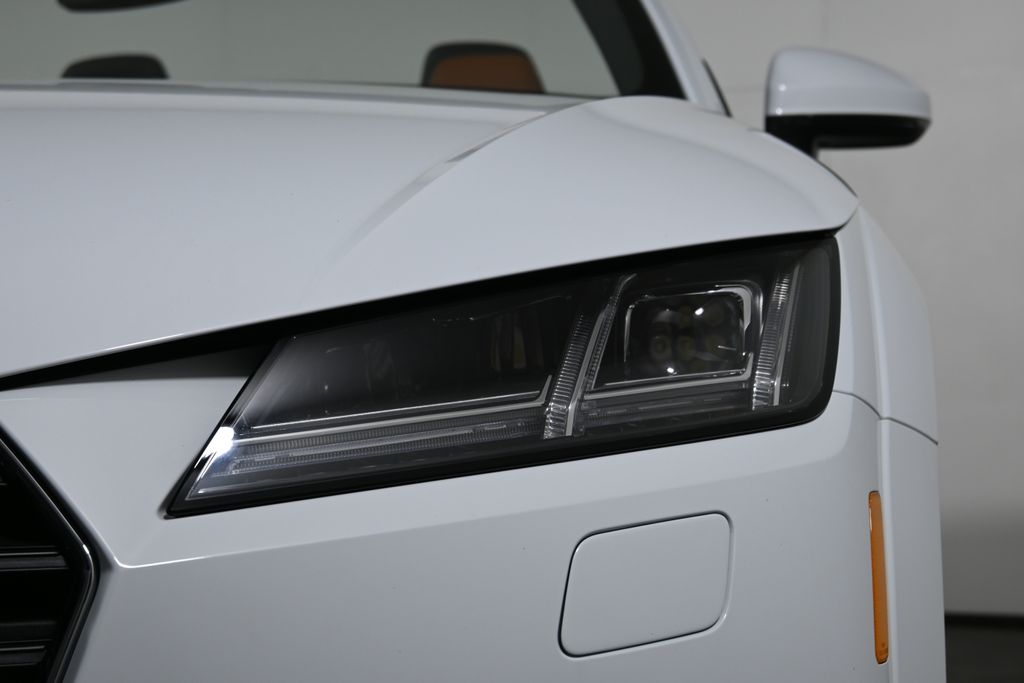 Thumbnail: 2023 Audi TT - 17