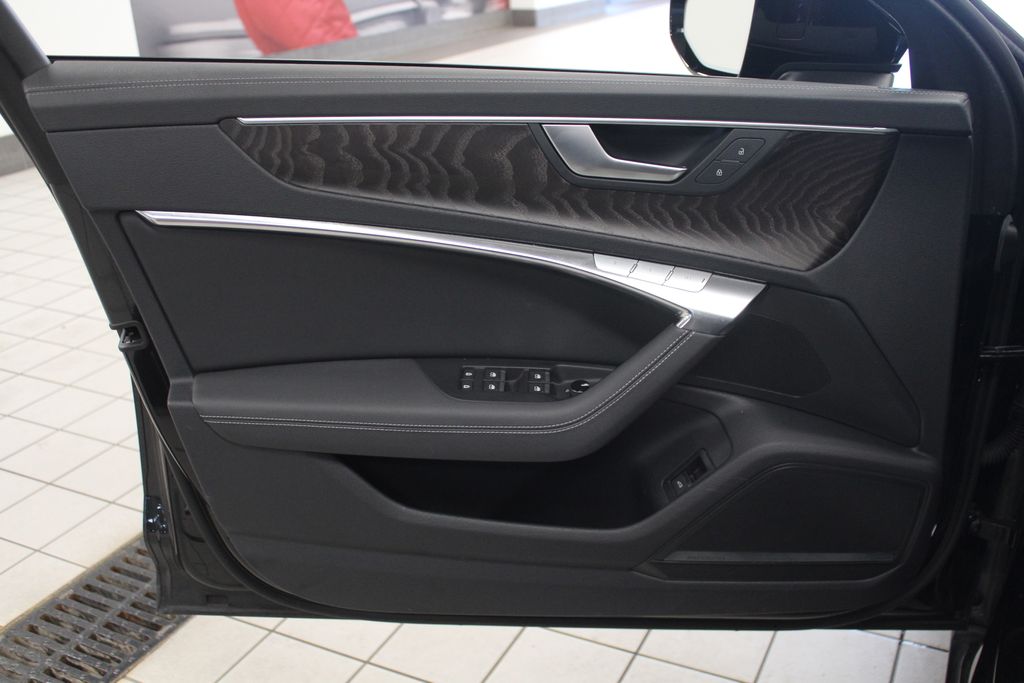 Thumbnail: 2023 Audi A6 - 14