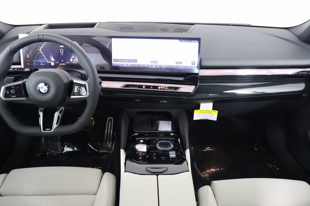 Thumbnail: 2027 BMW 5 Series - 4