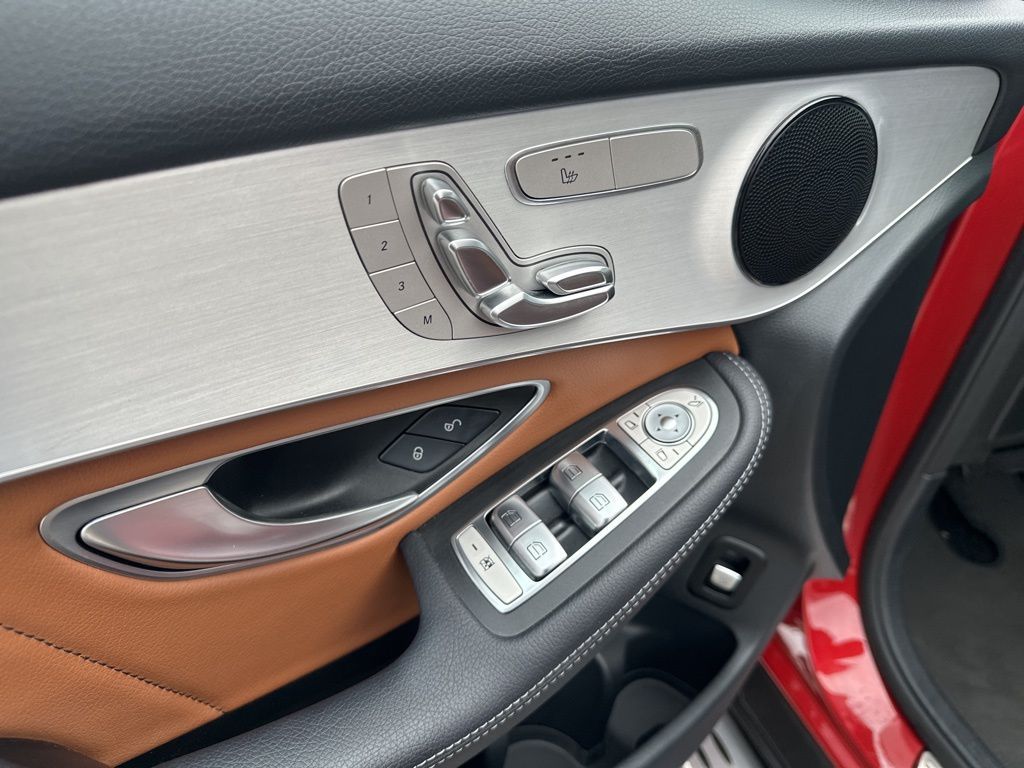 Used Car 2022 Mercedes-benz Glc  Glc 300 For Sale Under $35,000 In Austin, Texas