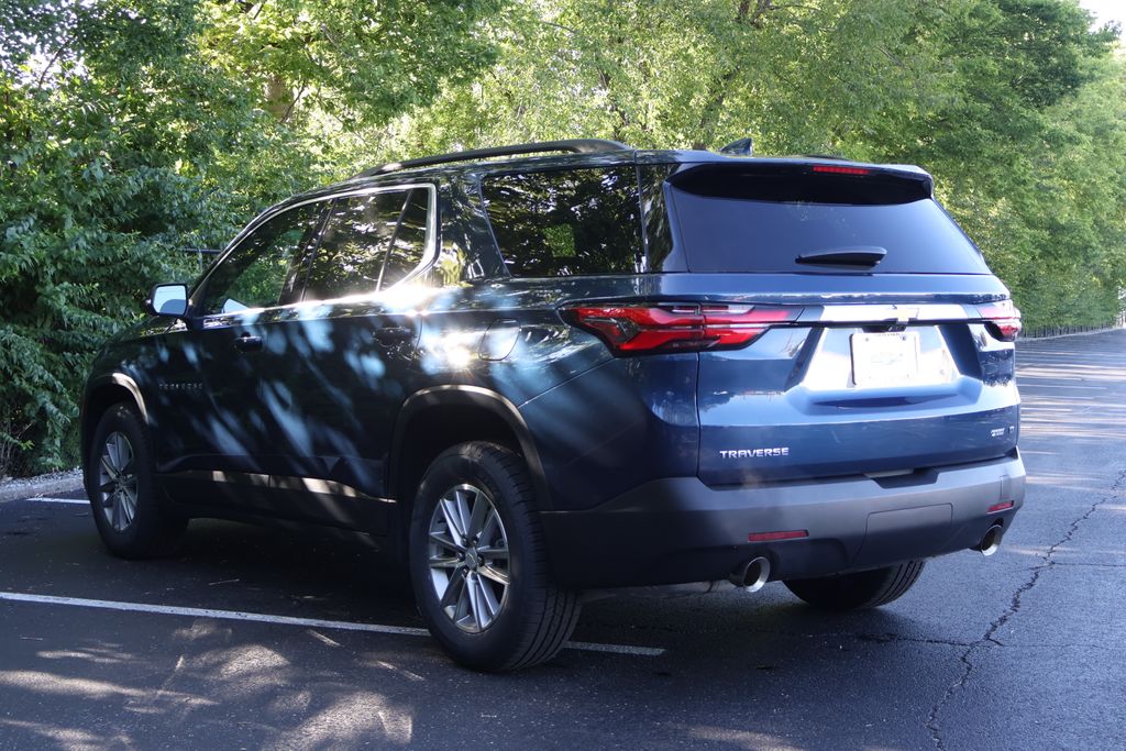 Thumbnail: 2023 Chevrolet Traverse - 7