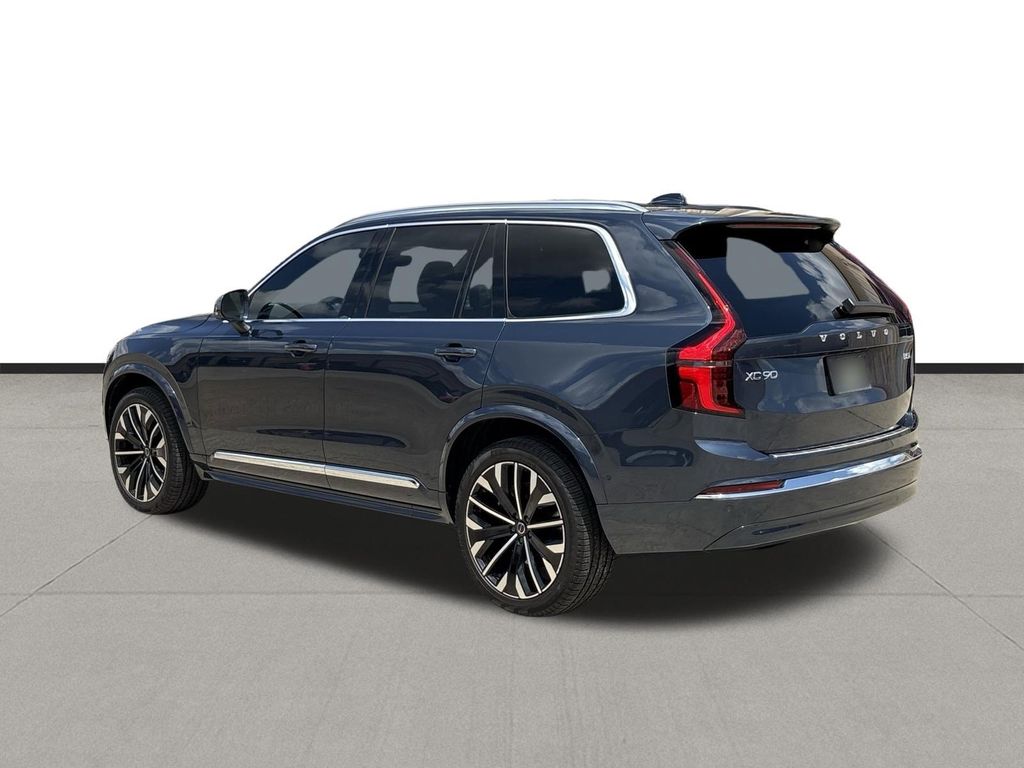 2026 Volvo XC90 B5 Plus - 6