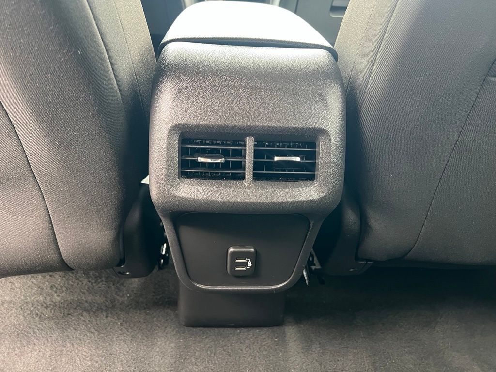 Used 2024 Chevrolet Equinox SUV