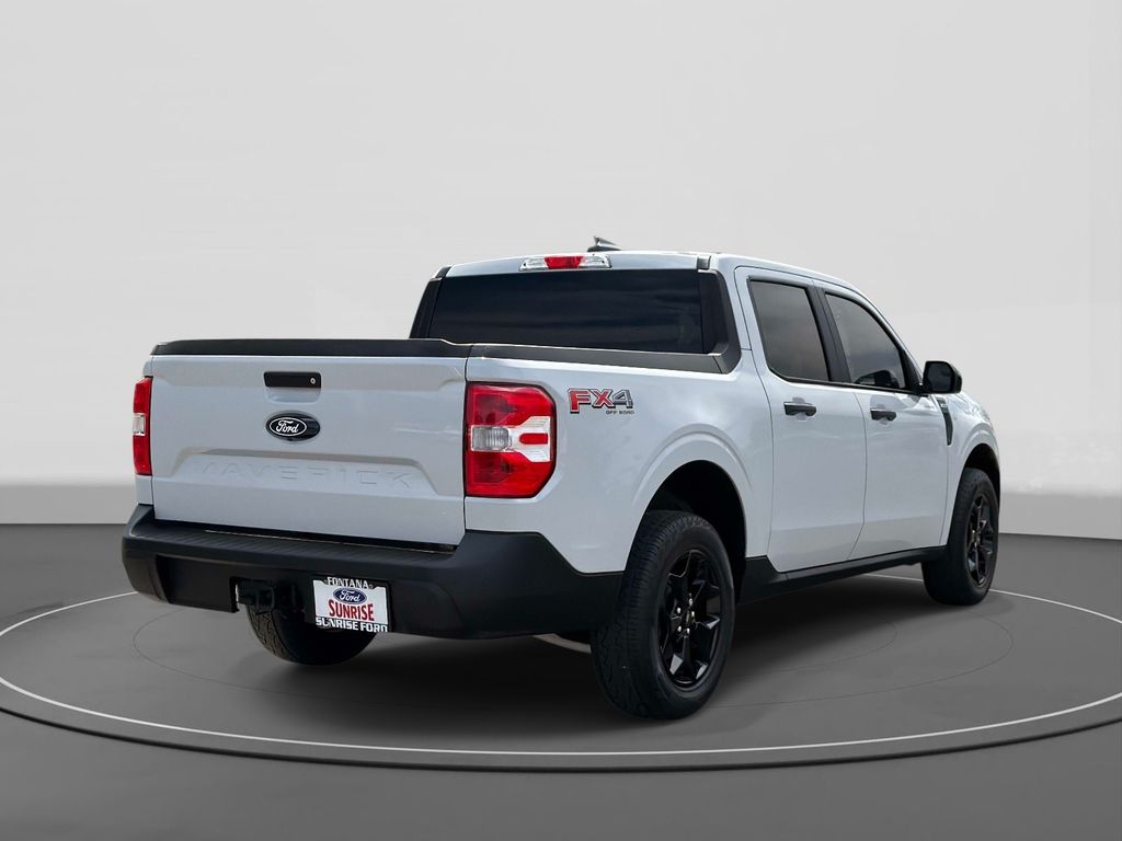 Used 2025 Ford Maverick XLT 4D Crew Cab